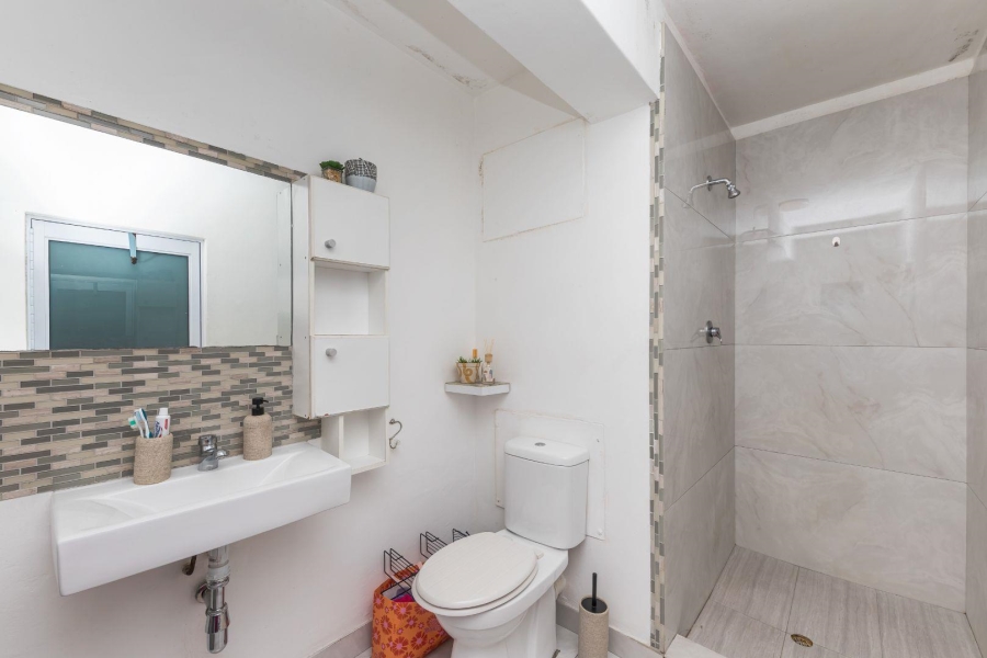 2 Bedroom Property for Sale in Observatory Western Cape